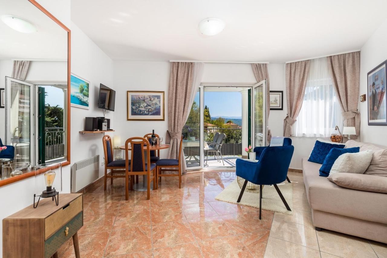 Light Summer Apartment With A Swimming Pool Opatija Exterior foto