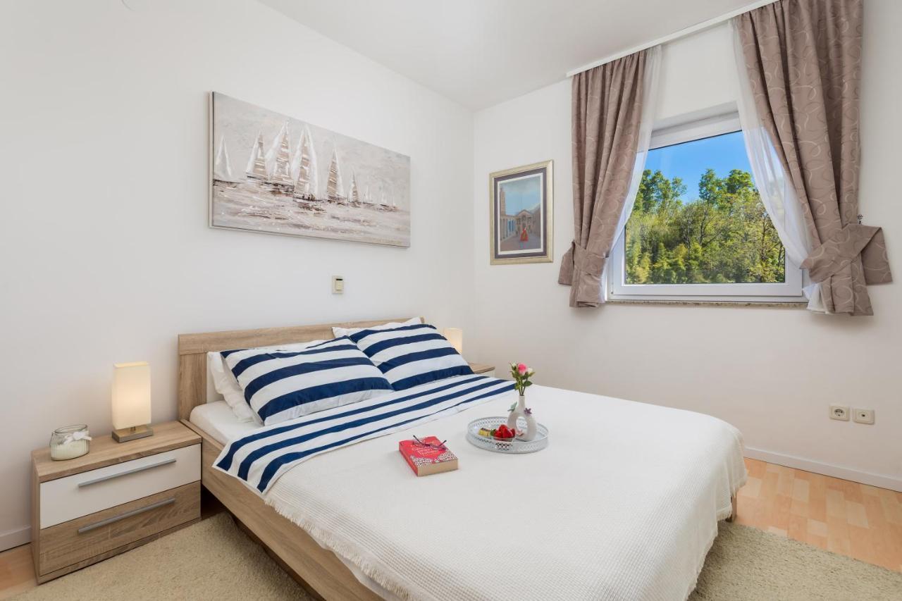 Light Summer Apartment With A Swimming Pool Opatija Exterior foto